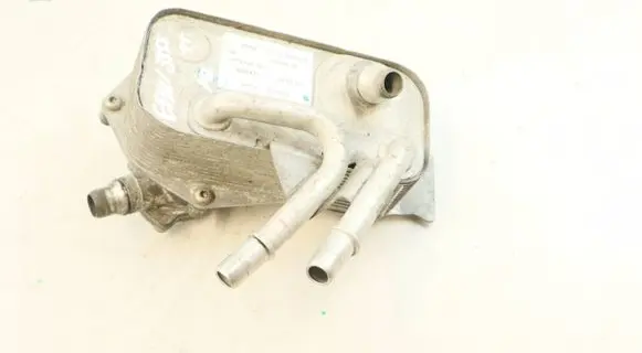 BMW 3 E92 E93 Engine oil radiator 7536929 17217536929 3268471