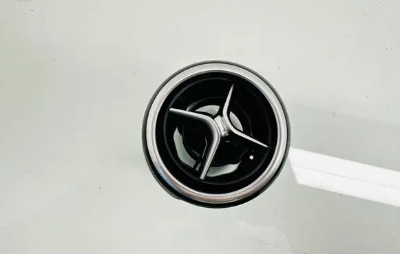 Mercedes-Benz B W246 W242 Dashboard side air vent grill/cover trim A2468300454 Y093083100D 203848