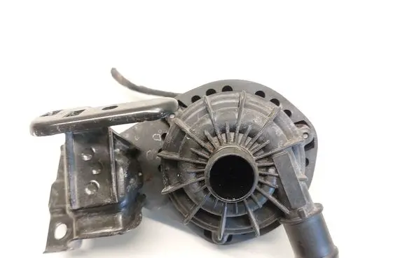 Volkswagen ID.5 Electric auxiliary coolant/water pump 1EA965567K