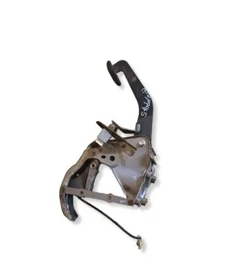 Toyota RAV 4 (XA30) Brake pedal 