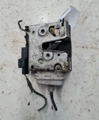 Audi A3 S3 8L Front door lock