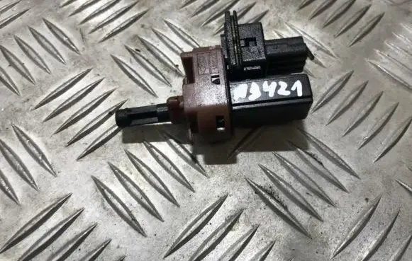 Clutch pedal sensor
