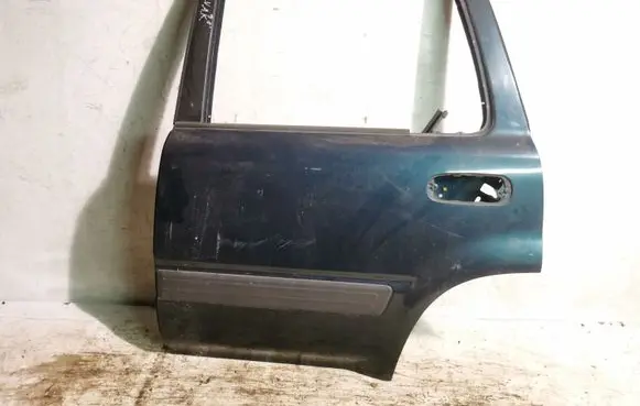 Honda CR-V Rear door