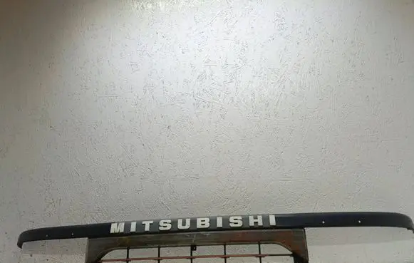 Mitsubishi Canter Front grill ML113117