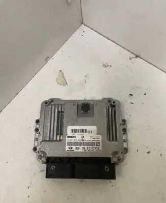 KIA Sportage Engine control unit/module 3911427345