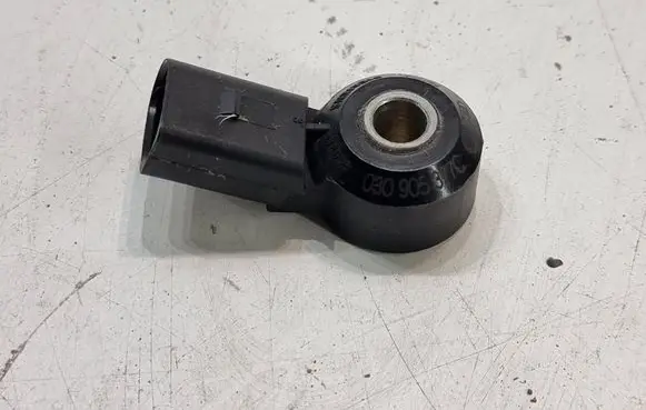 Volkswagen Golf VI Detonation knock sensor 030905377C