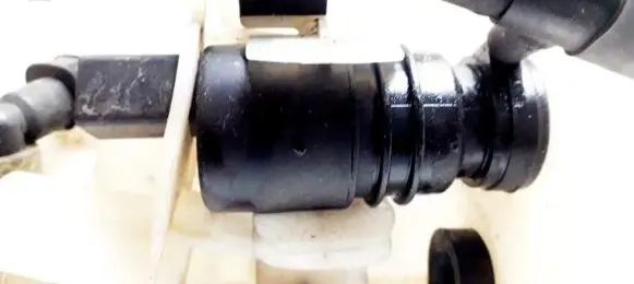 Mercedes-Benz E W211 Windscreen/windshield washer pump