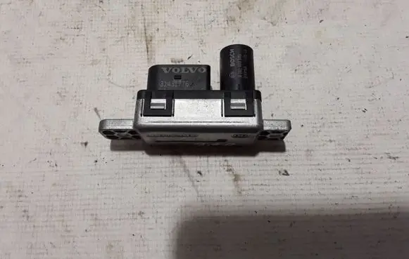 Volvo XC90 Glow plug pre-heat relay 31431776