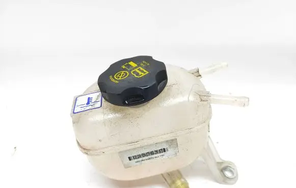 Fiat 500E Coolant expansion tank/reservoir