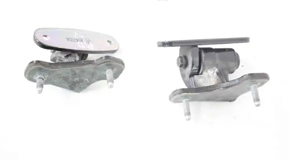 Mercedes-Benz E W212 Front door upper hinge