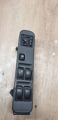 Mitsubishi Pajero Sport I Electric window control switch MR796123X5 C8DD152MS1E 0191D2