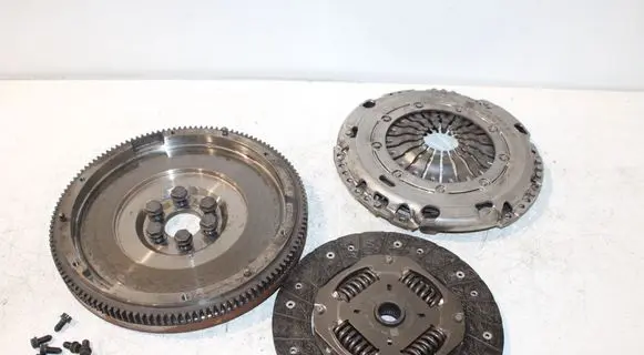 Volkswagen Golf VII Clutch set kit 04E141026E 04E141031L 03C105269P