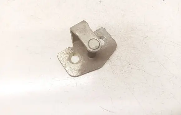 Opel Astra G Front door lock loop/hook striker GM5978