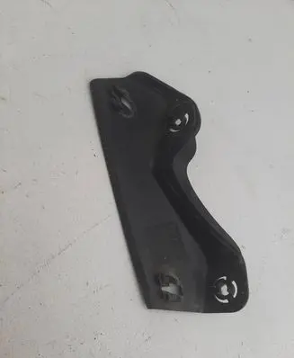 Volkswagen PASSAT B6 Front bumper mounting bracket 3C0807505
