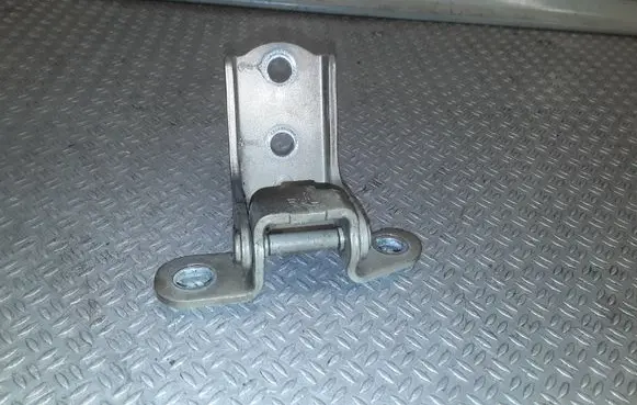 KIA Picanto Front door upper hinge