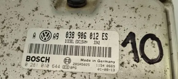 Volkswagen Golf IV Engine control unit/module 038906012ES