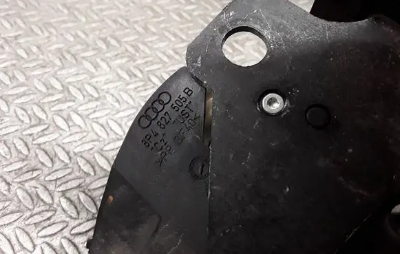 Audi A6 S6 C6 4F Tailgate/trunk/boot lock/catch/latch 8P4827505B