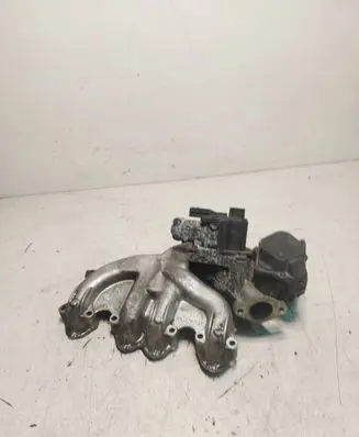 Volkswagen PASSAT B6 Intake manifold 03G129713K