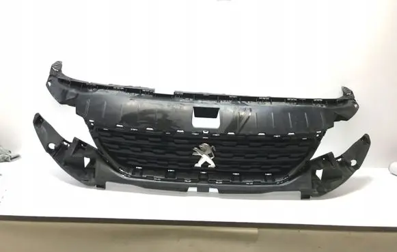 Peugeot Partner III Front bumper upper radiator grill 981688680