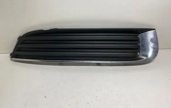 Opel Insignia A Front bumper lower grill 13266030