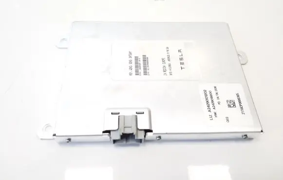 Mercedes-Benz B W246 W242 Gateway control module 103946510D A2429001202