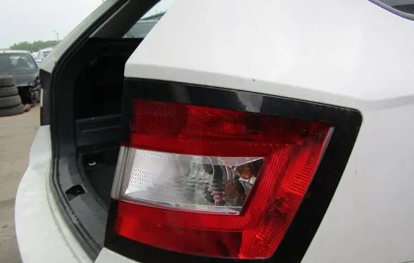 Skoda Fabia Mk3 (NJ) Rear/tail lights 