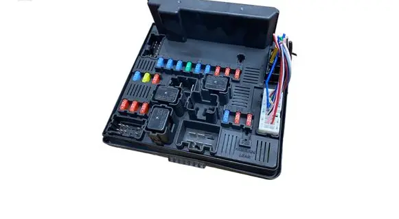 Nissan Qashqai Fuse module 284B7JD000