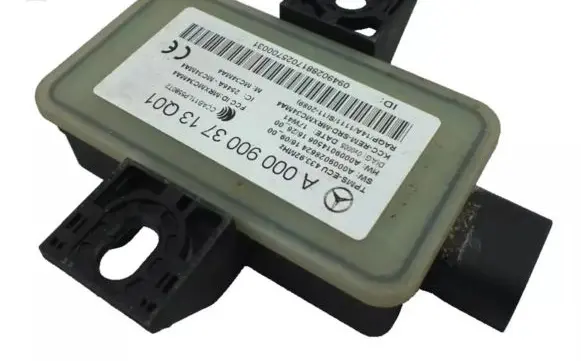 Mercedes-Benz C W205 Tire pressure control unit A0009003713