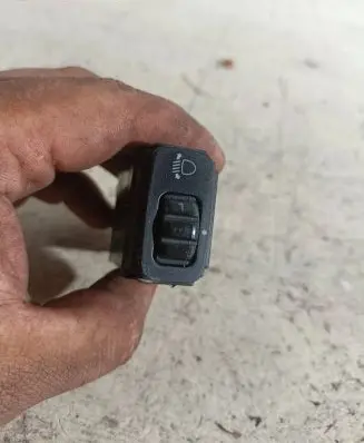 Mitsubishi Space Runner Headlight level height control switch