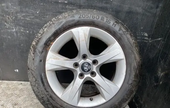Hyundai i40 R16 alloy rim 529103Z100