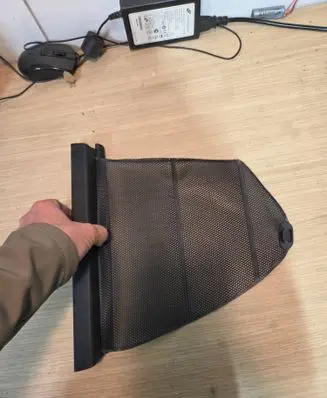 BMW 5 E60 E61 Estate rear side window sun shade/blind 7071111