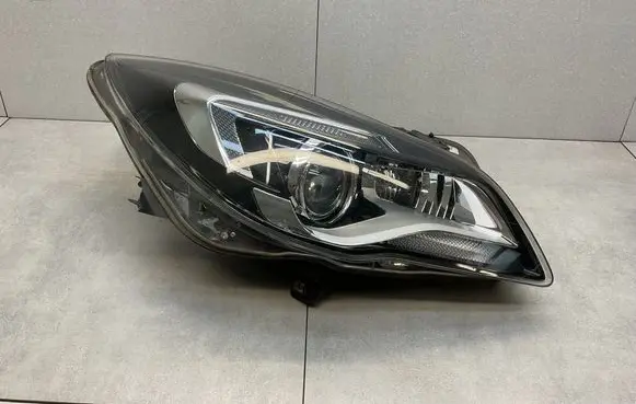 Opel Insignia A Headlight/headlamp 1ZT01116604