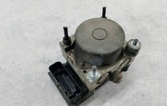 Fiat Grande Punto ABS Pump 51798104