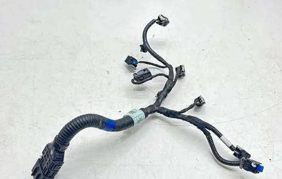 Hyundai Tucson IV NX4 Fuel injector wires 353022M400 021030 MC6220200