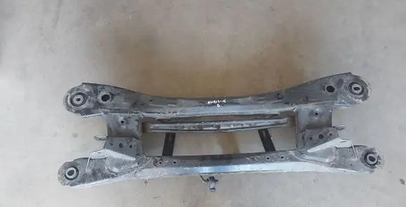 Toyota Auris E180 Rear axle beam 
