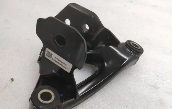 Tesla Model Y Engine mounting bracket 111023200C CF023309010351 C23309010351