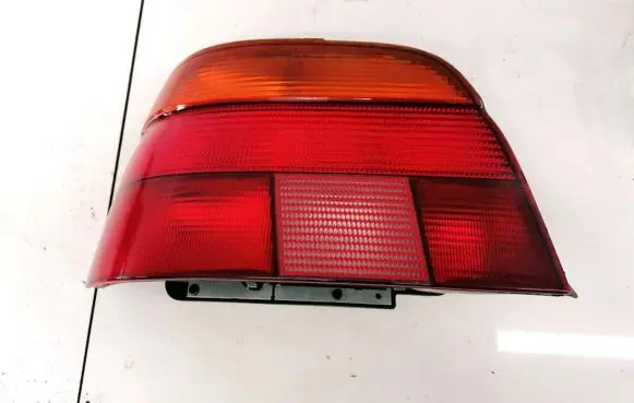 BMW 5 E39 Rear/tail lights 8358031 2vp00724001