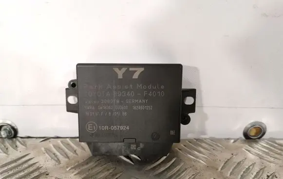 Toyota C-HR I Parking PDC control unit/module 89340F4010