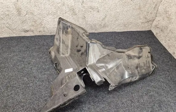 Other engine bay part