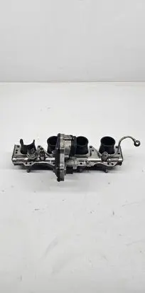 Volkswagen PASSAT B6 Intake manifold 2900314939 06D133317 033689470