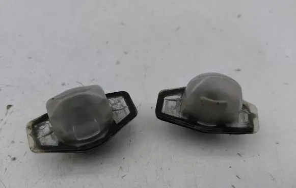 Honda CR-V Number plate light