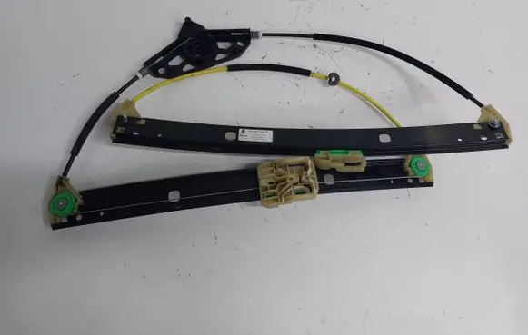 Skoda Octavia Mk3 (5E) Front door electric window regulator 5E0837462B 1021C05537105 161120191