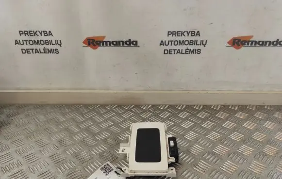 Toyota Prius (XW50) Wireless charging module 861C047010