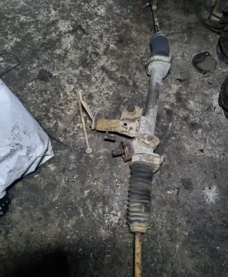 Volkswagen Polo II 86C 2F Steering rack