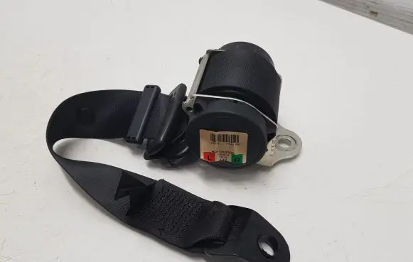 Mini One - Cooper R50 - 53 Rear seatbelt 601030000 7055962