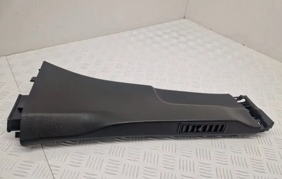 (B) pillar trim (bottom)