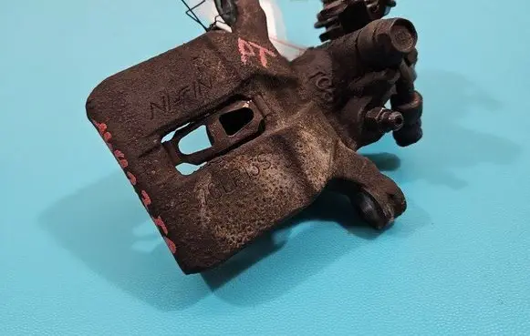 Rear brake caliper