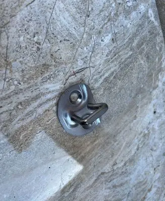Volvo C40 Front door lock loop/hook striker 32353195