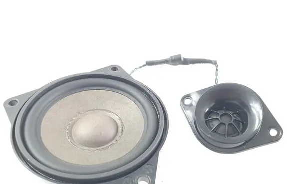 BMW 5 F10 F11 Parcel shelf speaker 9169689 6513916968902 9175696