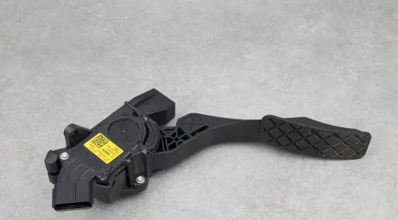 Skoda Fabia Mk3 (NJ) Accelerator throttle pedal 6C2723503